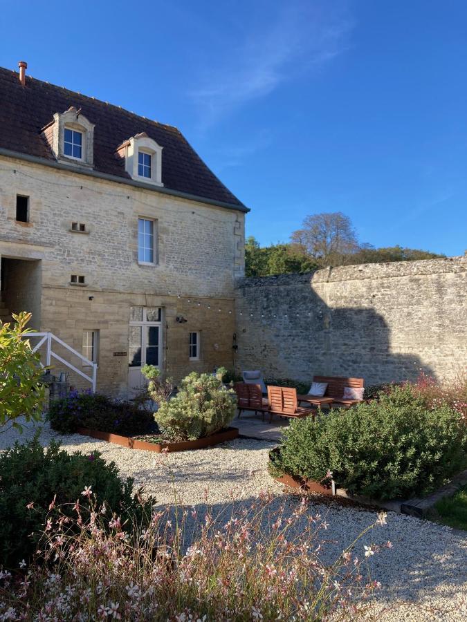 Le Domaine De L'Hostellerie Le Fresne-Camilly Exterior photo